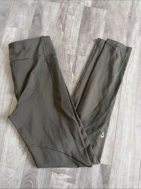 Ivivva By Lululemon Mesh Green Leggings